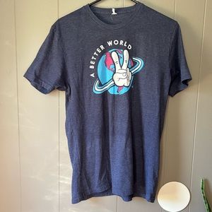 Dutch Bros
Short sleeve
Used